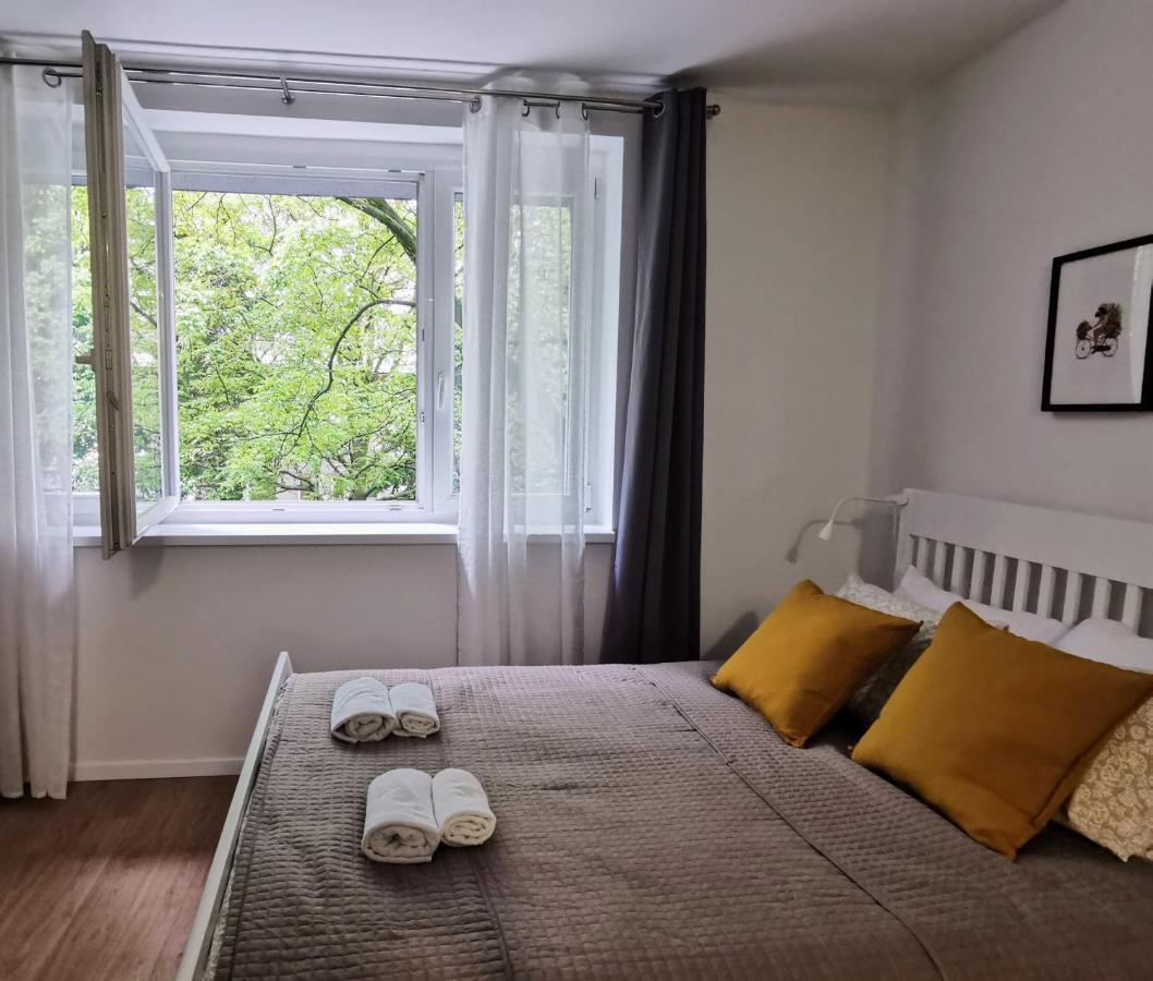 Studio Apartman Mirta I Varazdin Exterior photo